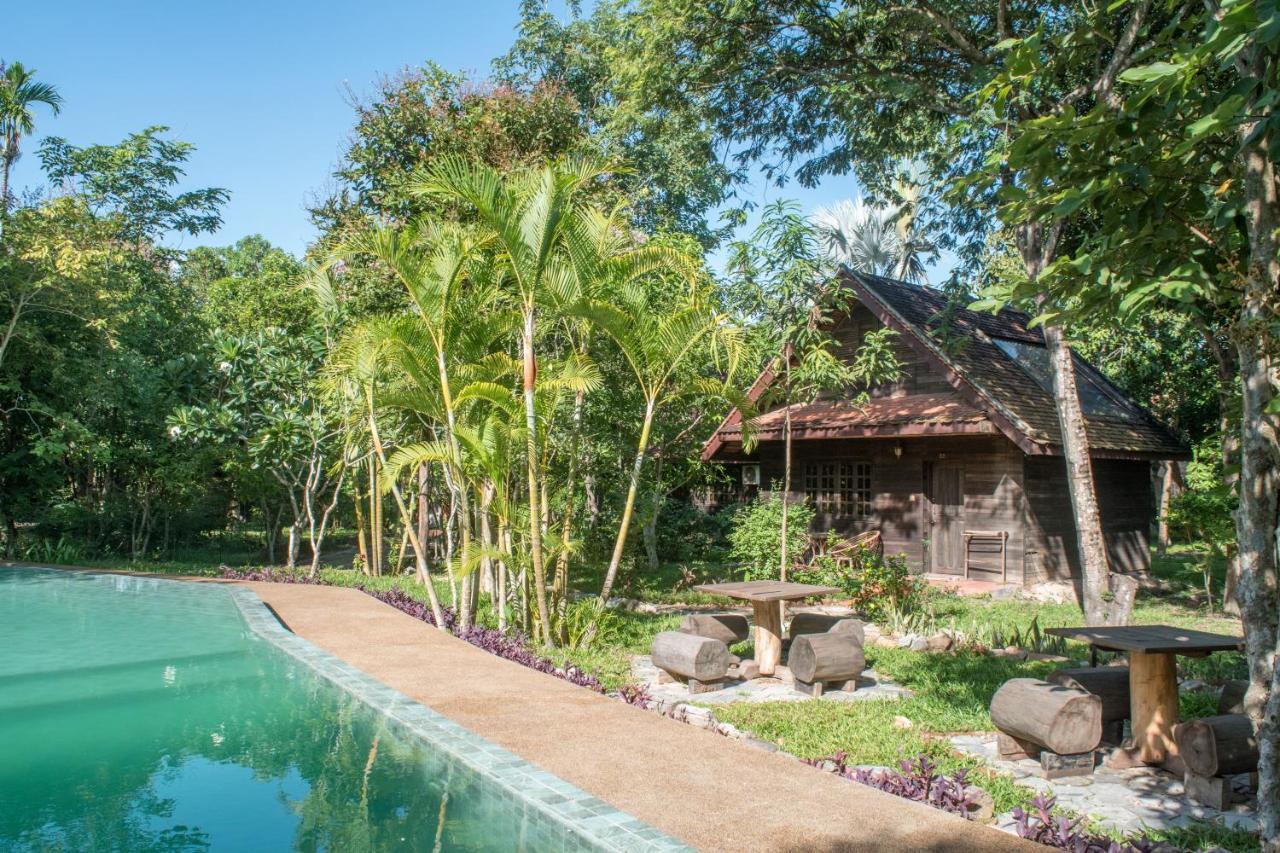 Palm Village Resort & Spa Siem Reap Exterior photo