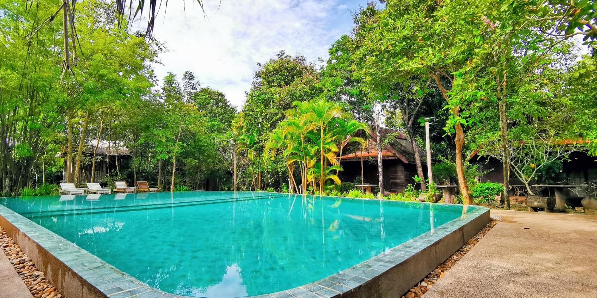 Palm Village Resort & Spa Siem Reap Exterior photo