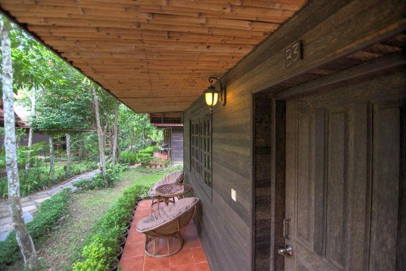 Palm Village Resort & Spa Siem Reap Exterior photo