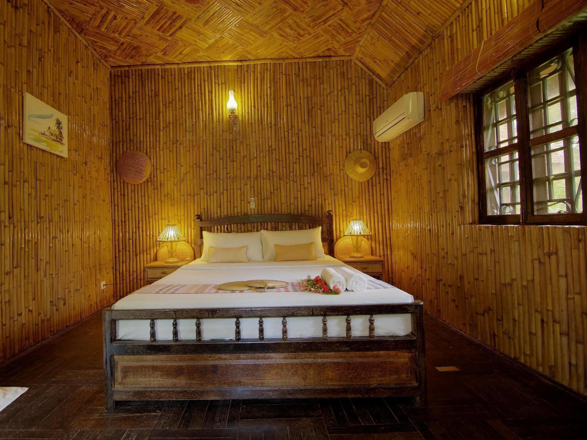 Palm Village Resort & Spa Siem Reap Exterior photo