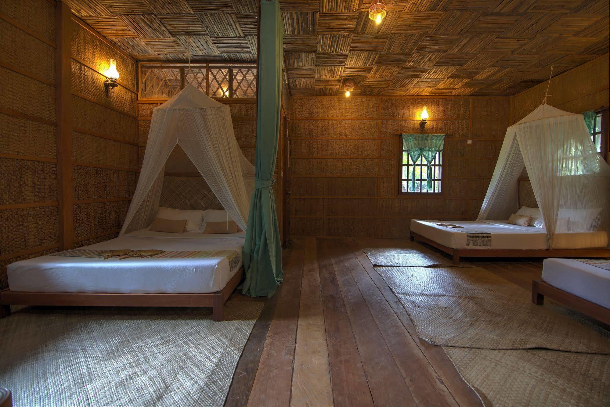 Palm Village Resort & Spa Siem Reap Exterior photo