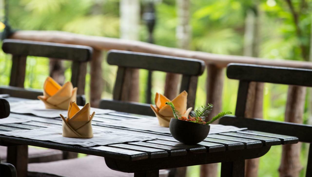 Palm Village Resort & Spa Siem Reap Exterior photo